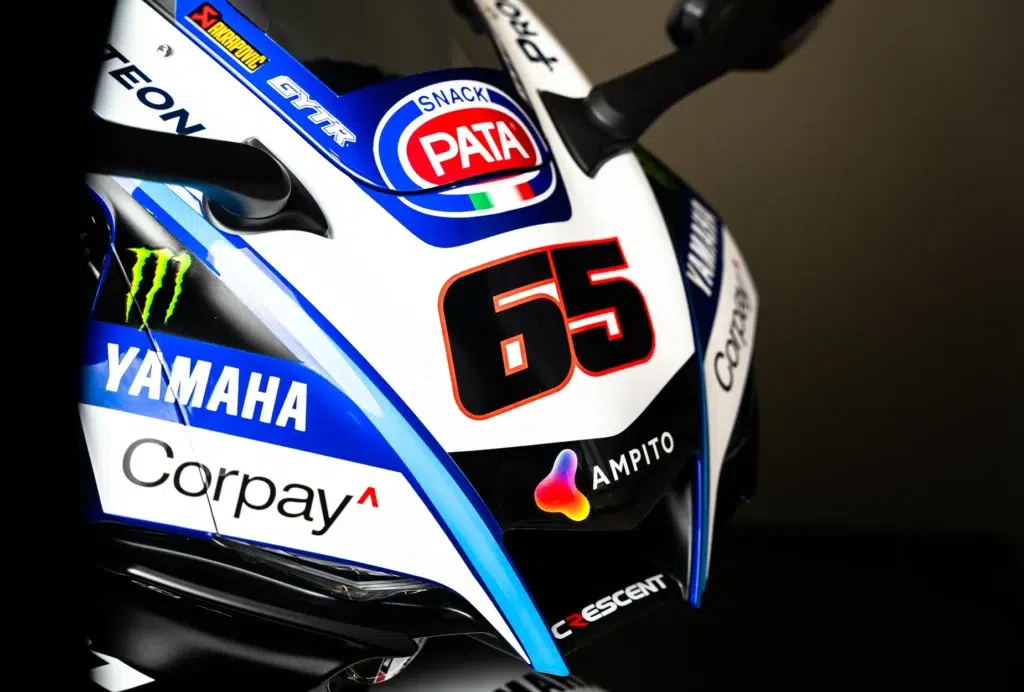 la r1 la plus désirable de 2025 yamaha sort une édition collector inspirée par l’homme aux 6 titres 15