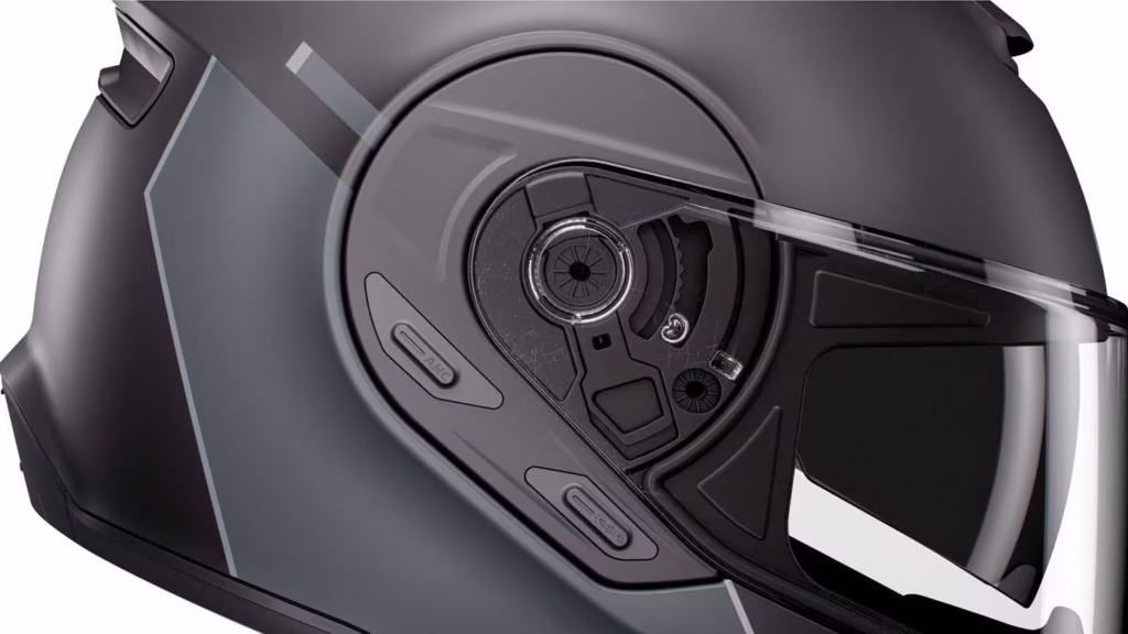 les motards attendaient cette sécurité ce casque connecté signé cardo promet un son de concert, une annulation de bruit et une alerte automatique en cas de chute 4