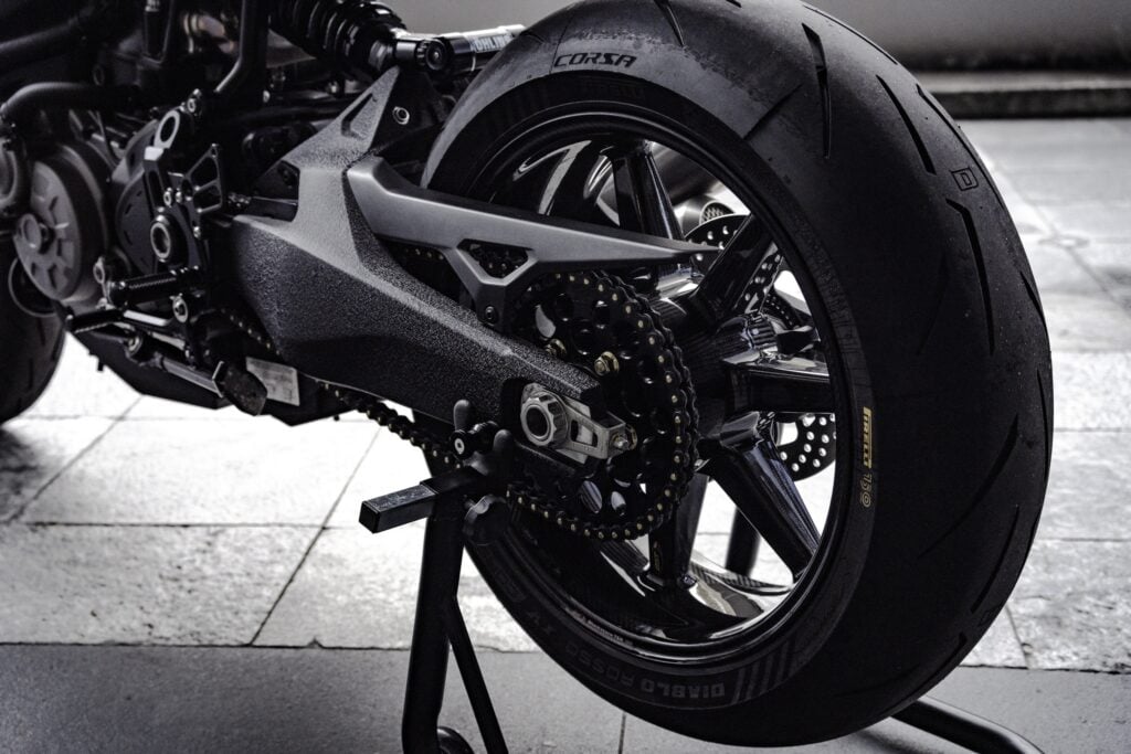look meurtrier, pot sc project, roues carbone la ducati la plus sombre jamais créée s’appelle bologna dogfight 11