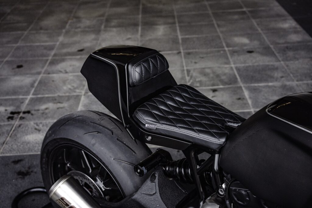 look meurtrier, pot sc project, roues carbone la ducati la plus sombre jamais créée s’appelle bologna dogfight 12