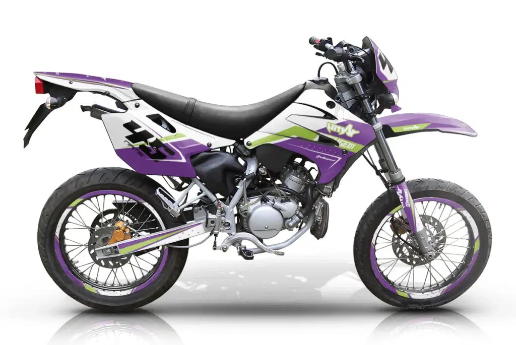 peugeot relance sa moto 50 cm³ iconique avec boîte 6 vitesses une vraie petite machine de course 4
