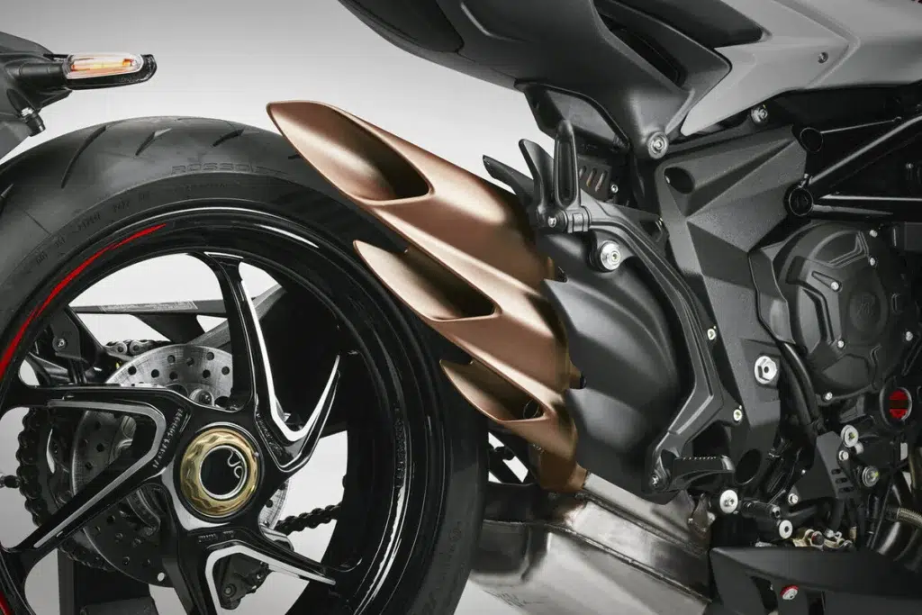 technologie et équipement de la mv agusta brutale 800 3