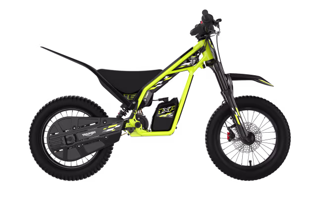 triumph motorcycles dévoile sa première gamme tout terrain électrique pour jeunes la txp propulsée par oset 23