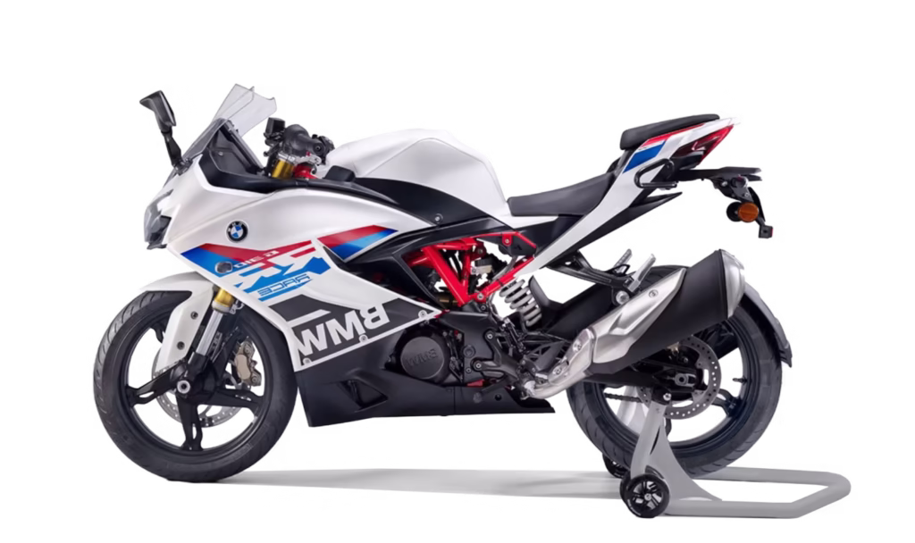 un simple 310 cm³, mais déjà une légende bmw ose la série limitée façon motogp miniature 2