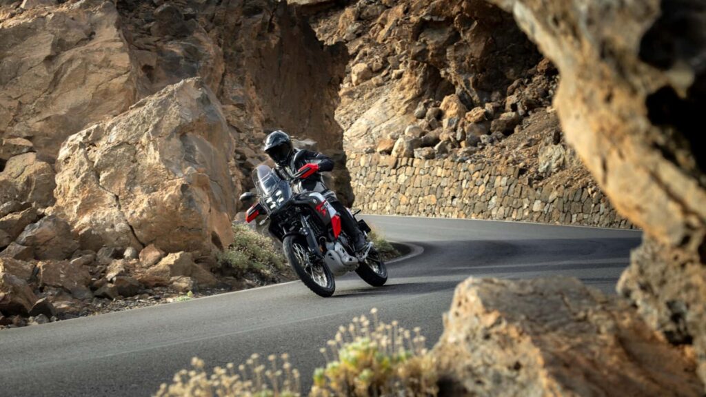 yamaha dévoile une ténéré 700 world raid repensée, mais les motards français devront encore patienter 2