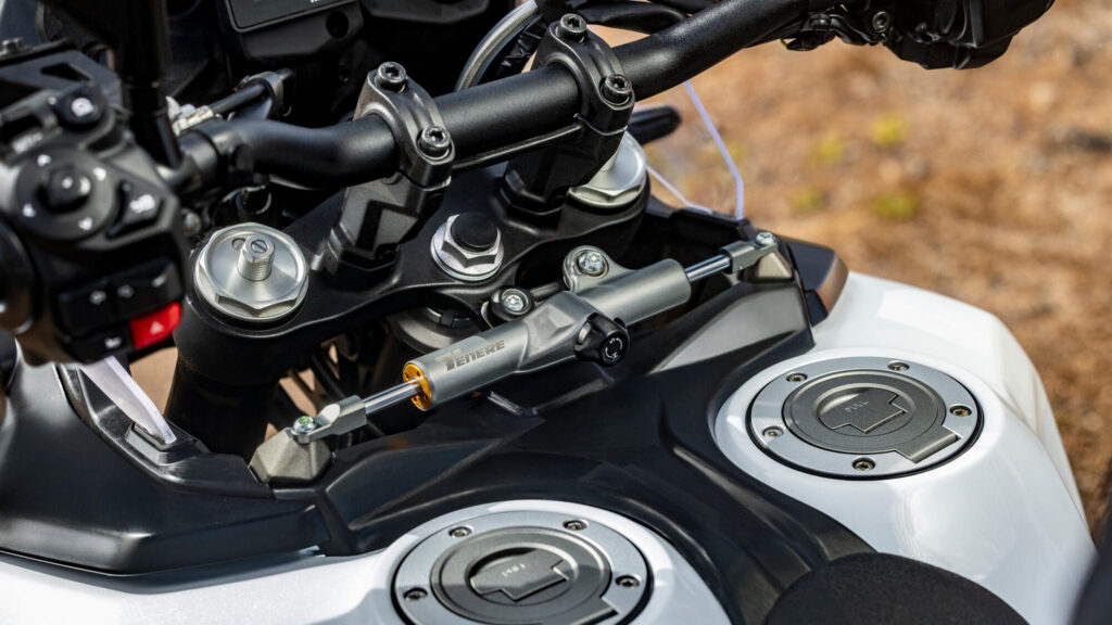 yamaha dévoile une ténéré 700 world raid repensée, mais les motards français devront encore patienter 22