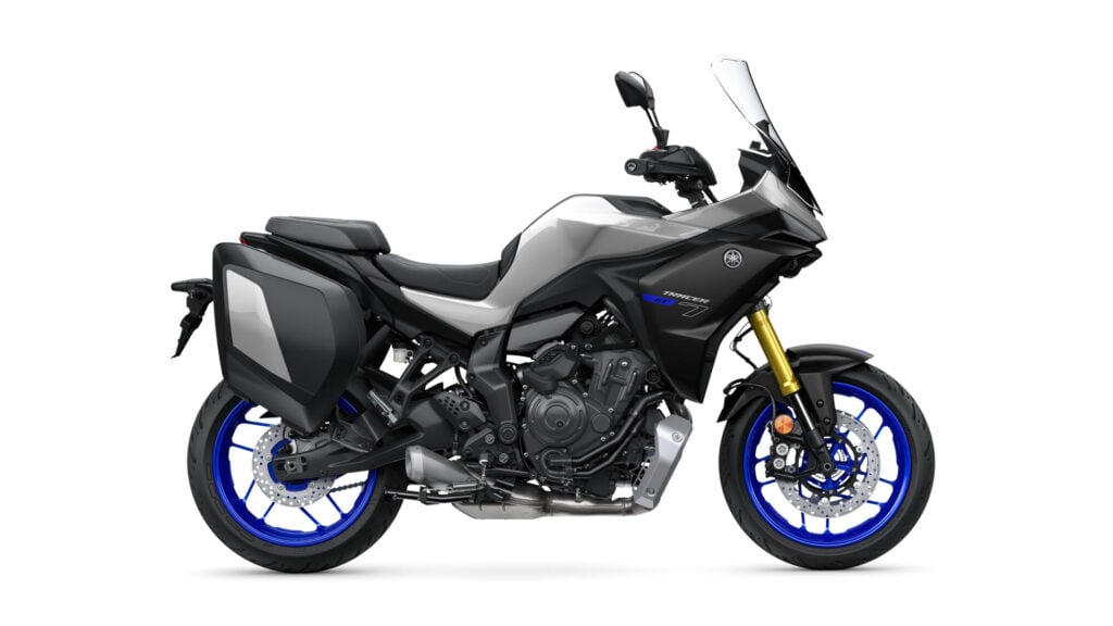 yamaha veut imposer la boîte auto sur la tracer 7 et les puristes hurlent déjà à la trahison 1