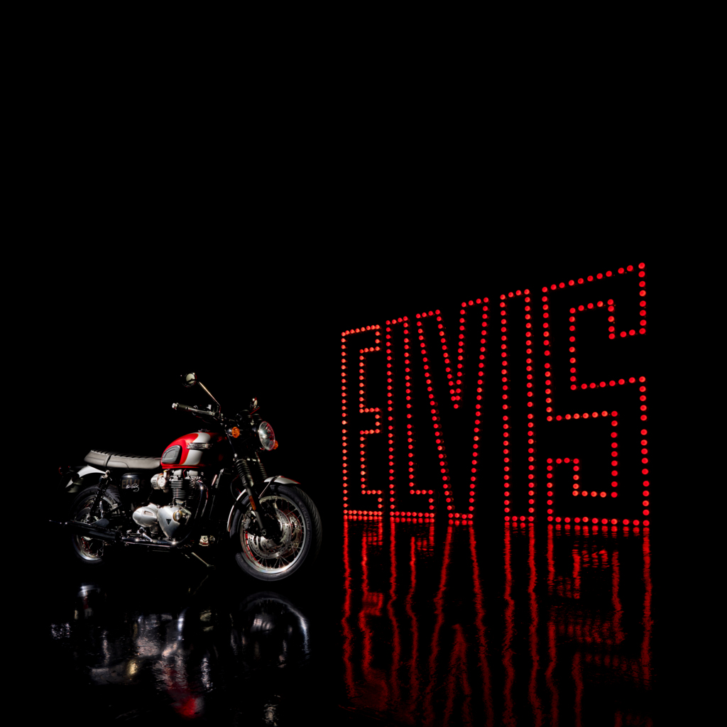 925 exemplaires pour la planète la bonneville t120 elvis numérotée arrive avec un disque d’or et un certificat co brandé de légende 2