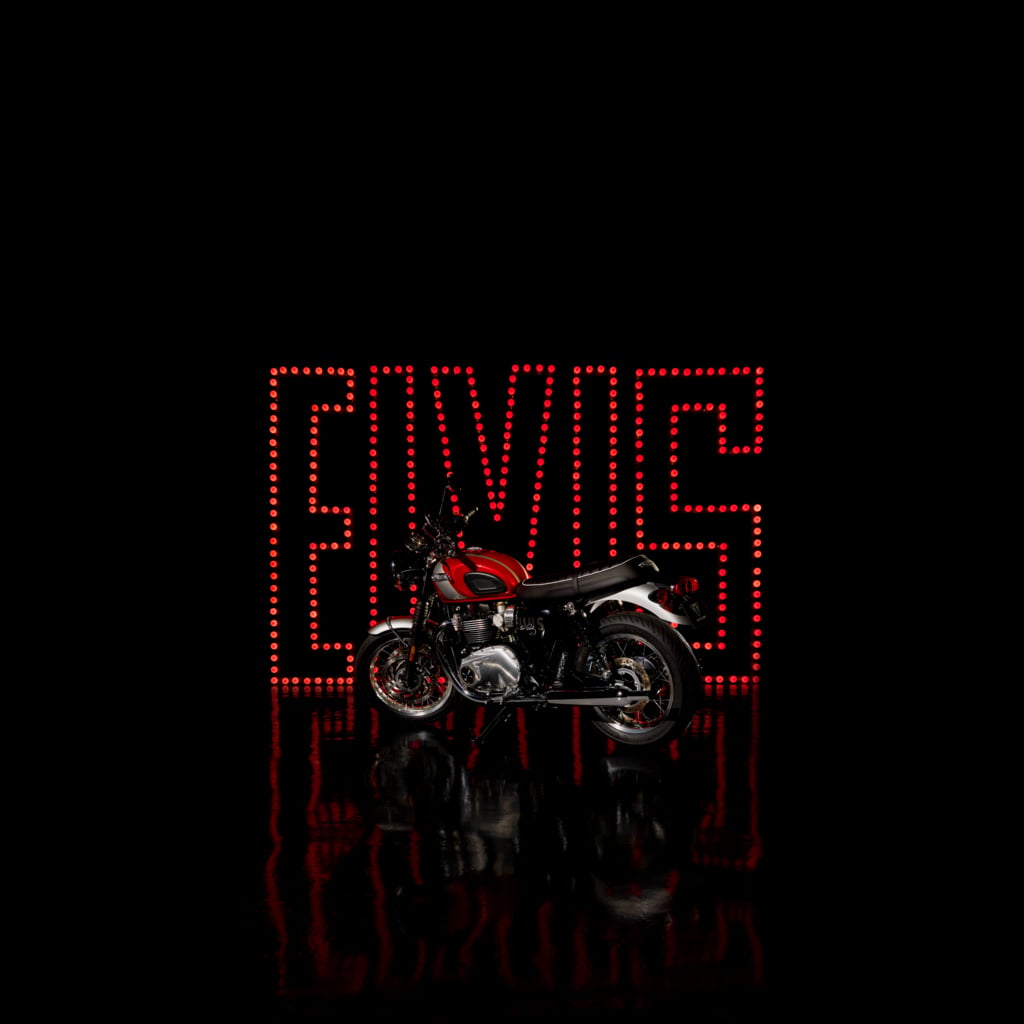 925 exemplaires pour la planète la bonneville t120 elvis numérotée arrive avec un disque d’or et un certificat co brandé de légende 5