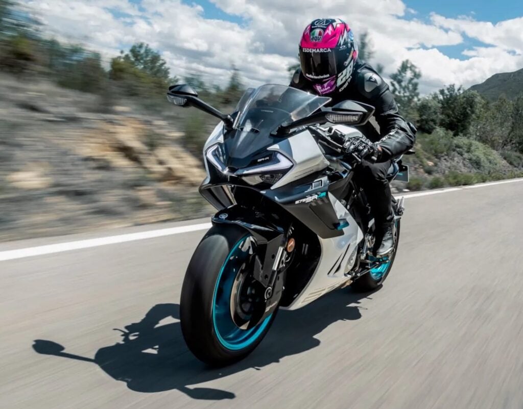 attention aux motards tentés par les nouvelles marques chinoises ! tout n'est pas si « rose » qu'il y parait et voici la check list avant d'acheter 9