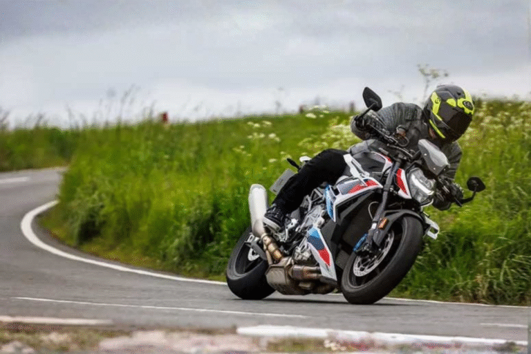 ce phénomène invisible menace la vie des motards l’effet écran devient une urgence ignorée par la plupart des conducteurs