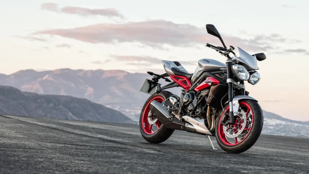 cette triumph est plus affûtée qu’une motogp la version rx 2026 ridiculise toutes les sportives de série 5