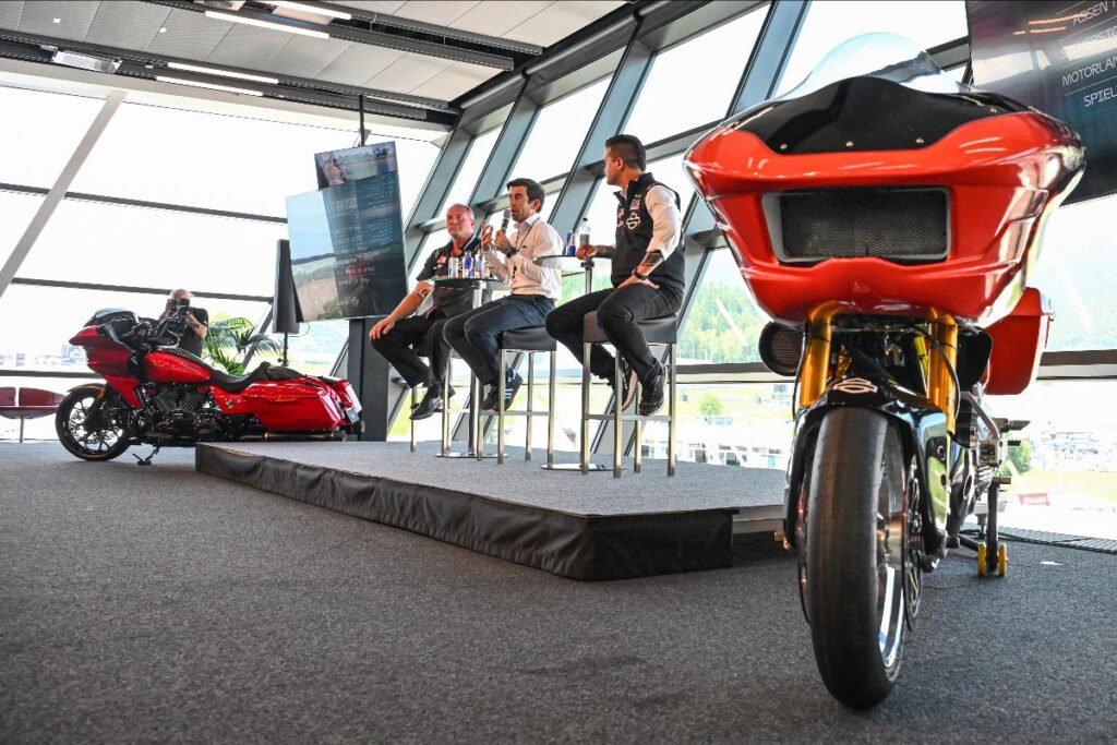 harley dévoile encore de nouvelles images et infos sur sa très attendue motogp et vous n’êtres pas prêts 7