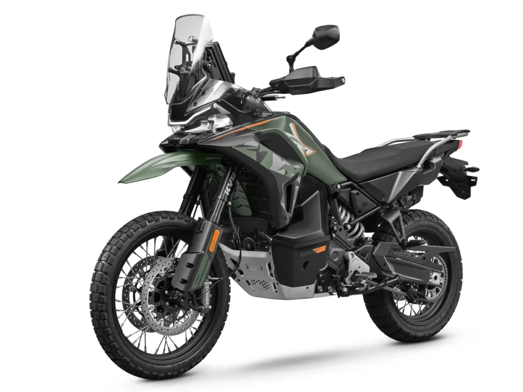 la chine frappe fort en 2026 avec la cfmoto 1000mt x, un trail haut de gamme qui vise la bmw gs et la ténéré 700 25