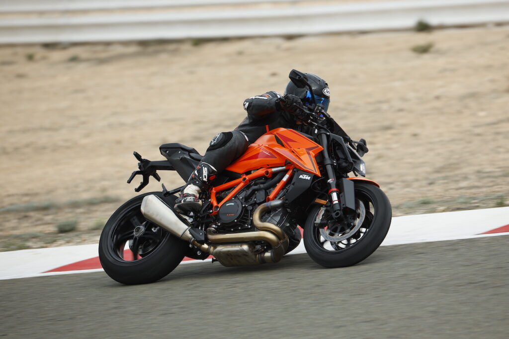 la dernière barrière qui s’opposait au rachat du plus grand constructeur européen de motos par des investisseurs indiens est tombée 3