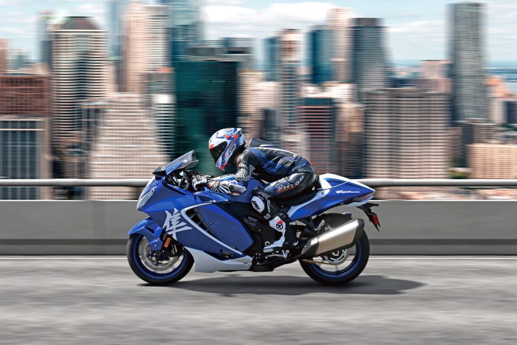 la moto qui a défié le temps revient plus désirable que jamais suzuki dévoile une hayabusa 2026 à couper le souffle 3