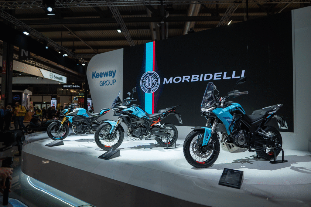 la moto vient de battre un record mondial historique une foule monstrueuse relance un secteur qu’on disait mort 3