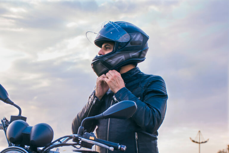 les normes de sécurité moto sont dépassées ce que vous ignorez sur les forces de rotation pourrait être fatal