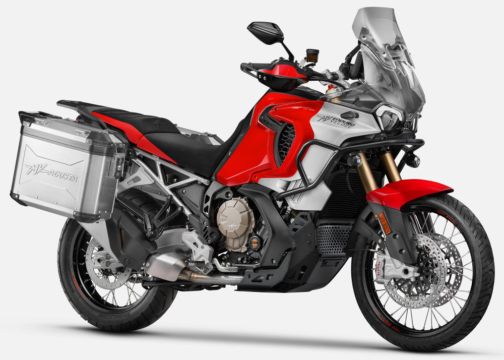 mv agusta présente la nouvelle enduro veloce 2026 et fait battre le coeur des aventuriers avec plus d’équipement et deux nouvelles couleurs 11