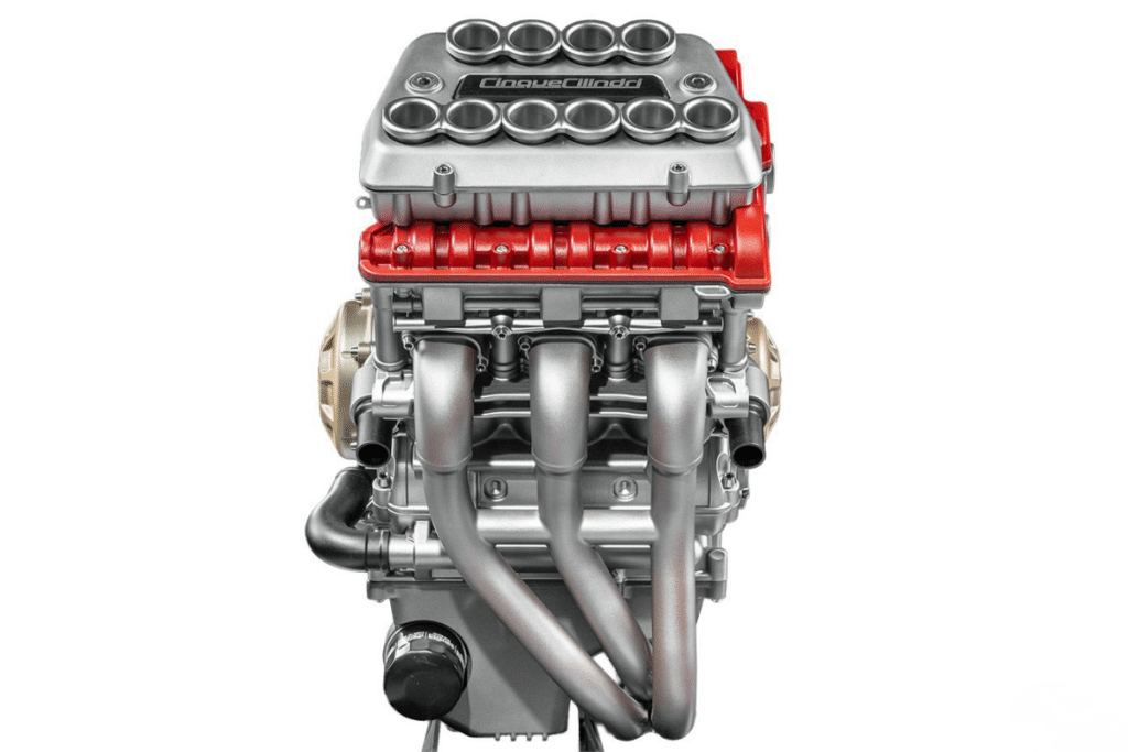 mv agusta relance un monstre mécanique ce moteur 5 cylindres de 240 chevaux va ridiculiser tous les 4 cylindres 4
