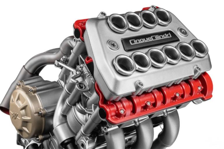 mv agusta relance un monstre mécanique ce moteur 5 cylindres de 240 chevaux va ridiculiser tous les 4 cylindres