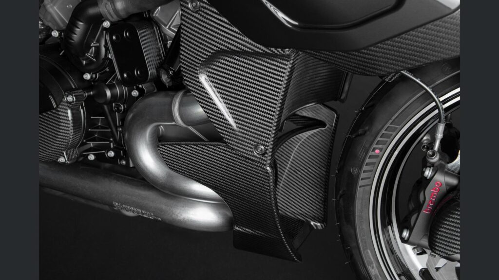 seulement 100 exemplaires ce missile autrichien retravaillé par brabus promet des sensations dignes d’une hypercar 36