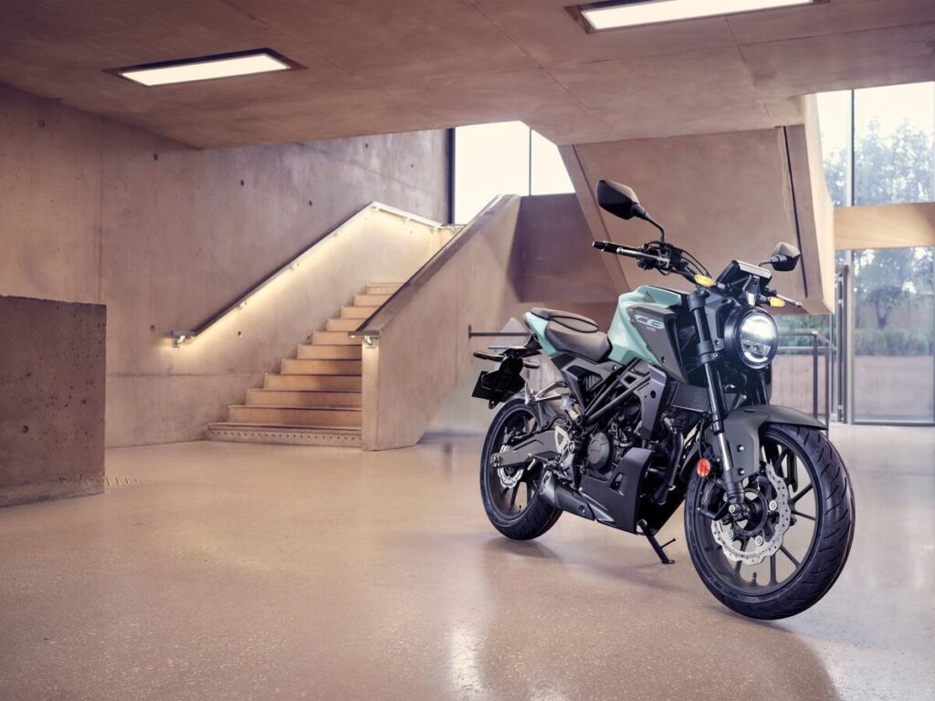 26ym honda cb125r