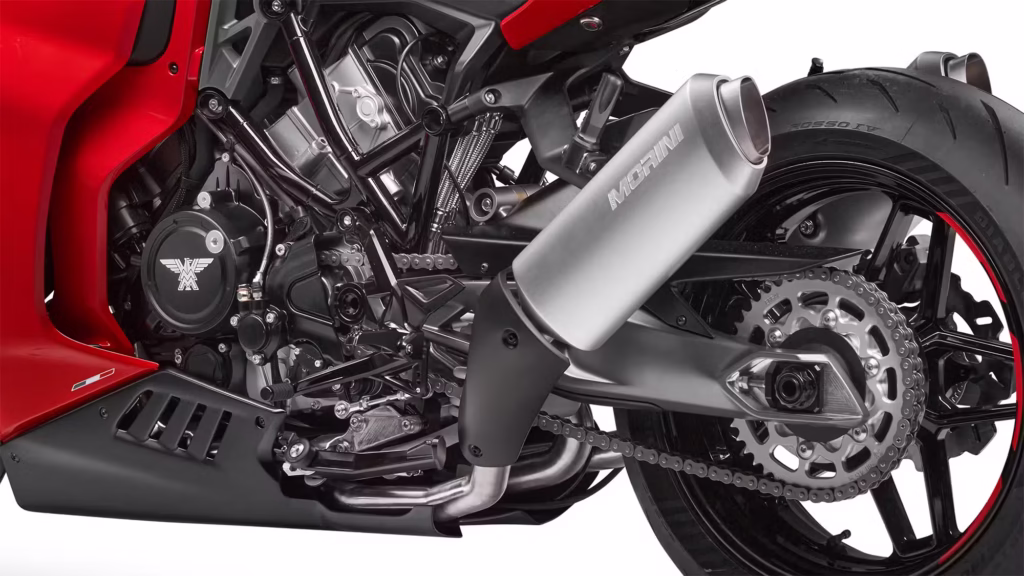 ce nouveau missile italien veut bousculer les japonaises la moto morini corsaro sport 750 v twin arrive en europe avec look de motogp et pneu arrière de superbike 7