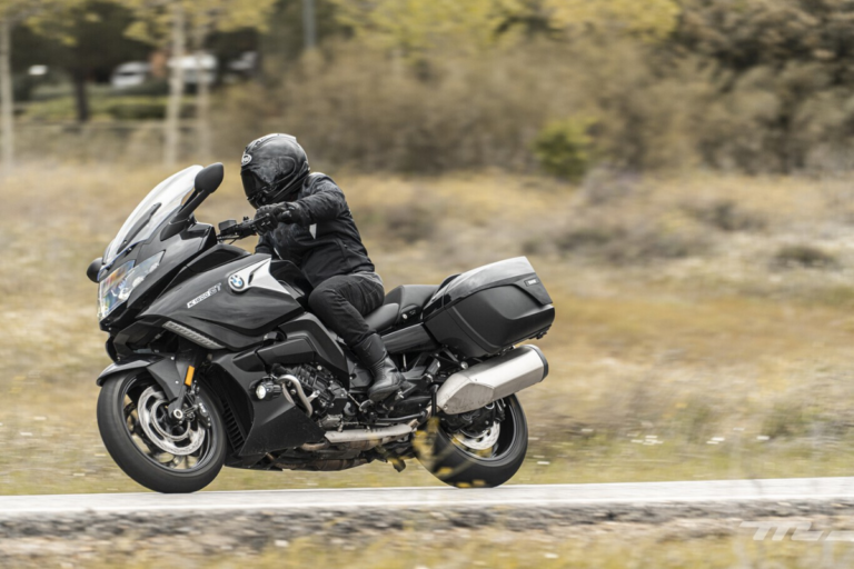 ce rêve si cher à bmw pourrait se réaliser une moto de route à six cylindres en ligne digne de la mythique honda cbx, avec un nouveau concept dérivé du moteur de la k 1600