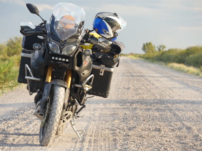 cet homme a failli mourir en parcourant le monde à moto, sur une yamaha r1, en 19 jours un périple épique de 30 000 km sur une sportive 3