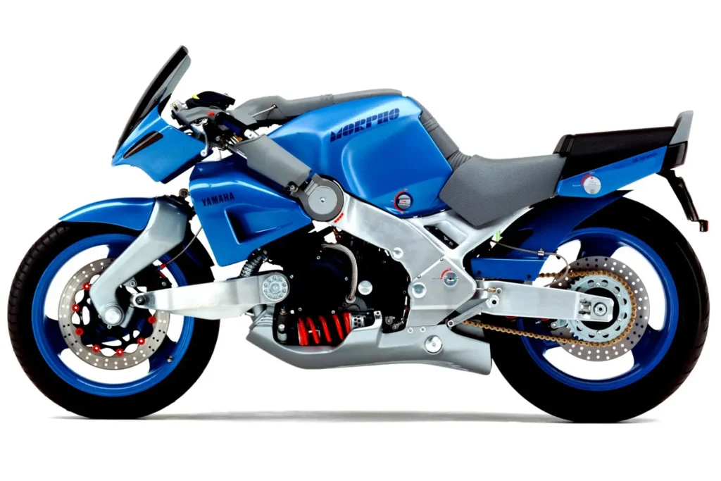 cette moto yamaha des années 80 s’adaptait au corps du pilote et pouvait filer à 300 kmh mais personne n’en a voulu 2