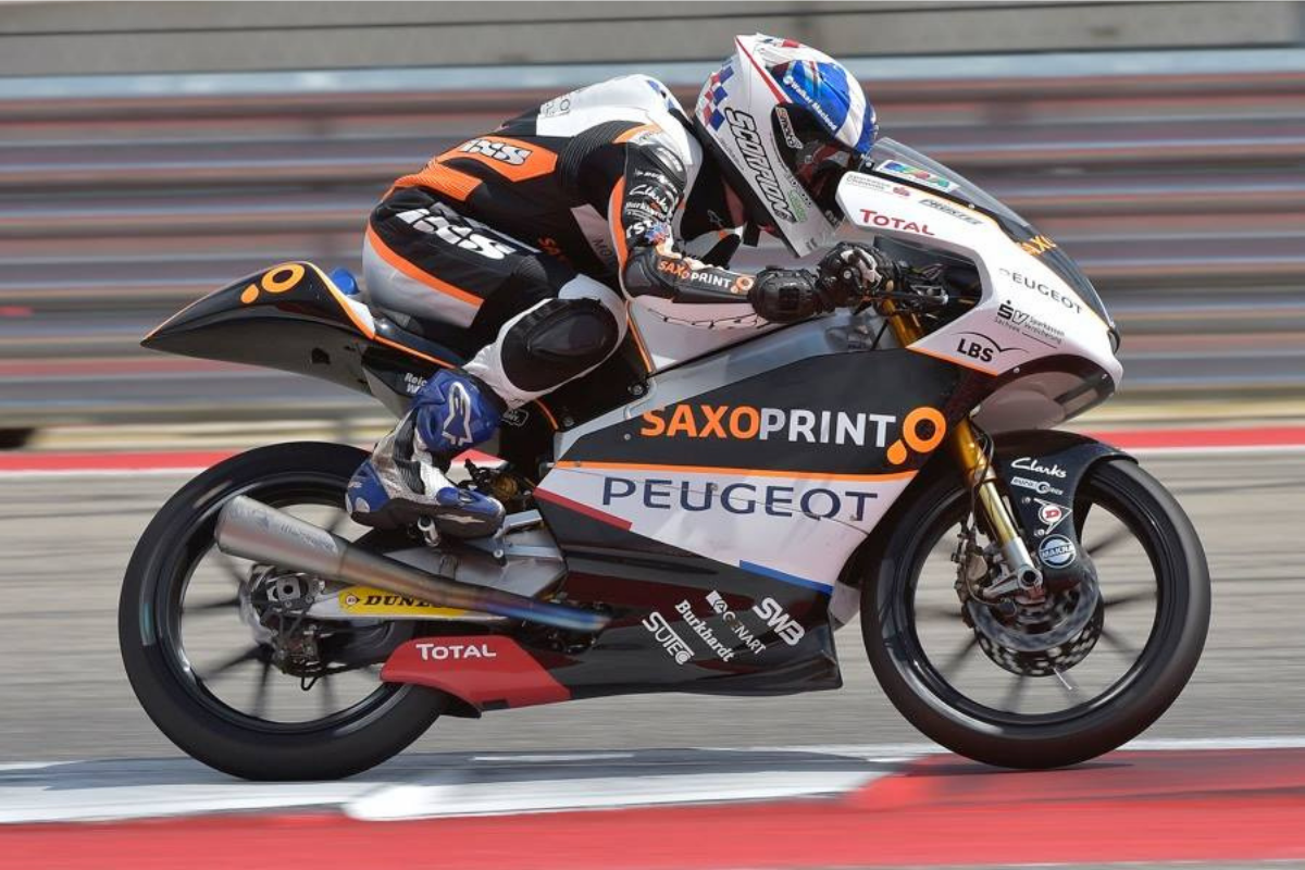 il y a 10 ans, peugeot gagnait une course en moto3… mais la marque n’y a jamais cru et a quitté le mondial comme si rien ne s’était passé