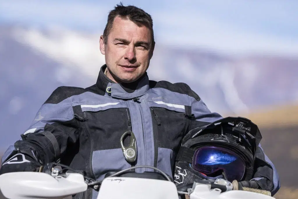 il y a une chose qu'une moto à essence ne pourra jamais faire mais que seule une électrique peut réaliser 5