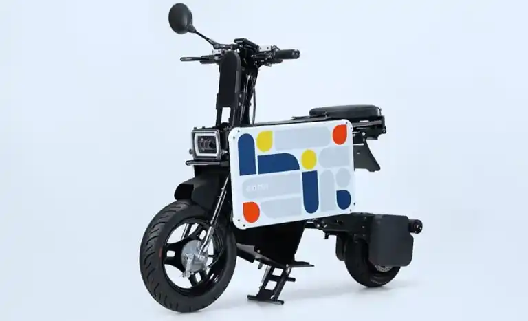 la nouvelle invention japonaise qui fait fureur dans le monde entier est une copie flagrante de mazda une moto qui tient dans une valise 7