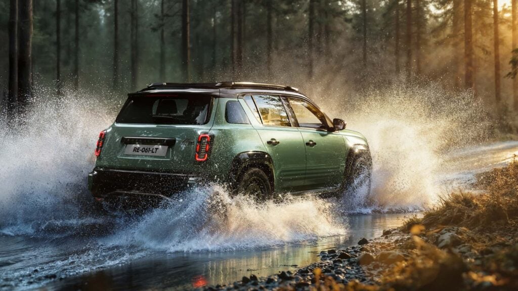 renault croit tenir son nouveau carton une 4l moderne, 4 roues motrices, mode terrain dédié et look rétro, la 4 savane 4x4 veut conquérir le nord de l’europe 6