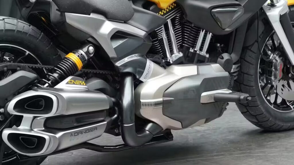 sous ses airs de film de science fiction, ce cruiser chinois cache peut être la prochaine moto de série la plus radicale 3