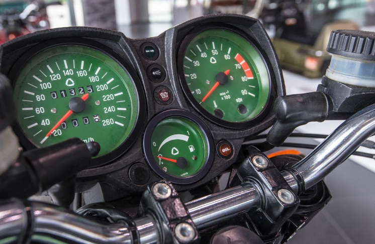 Plus rare qu’une Ferrari et plus audacieuse que BMW : cette superbike allemande à moteur Wankel, produite à 38 unités, s’arrache désormais en ventes aux enchères