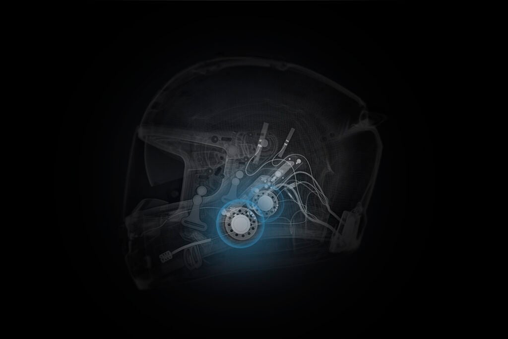 ce casque moto promet de faire taire l’autoroute le sena phantom anc avec réduction active du bruit pourrait bien être le plus silencieux du marché 3