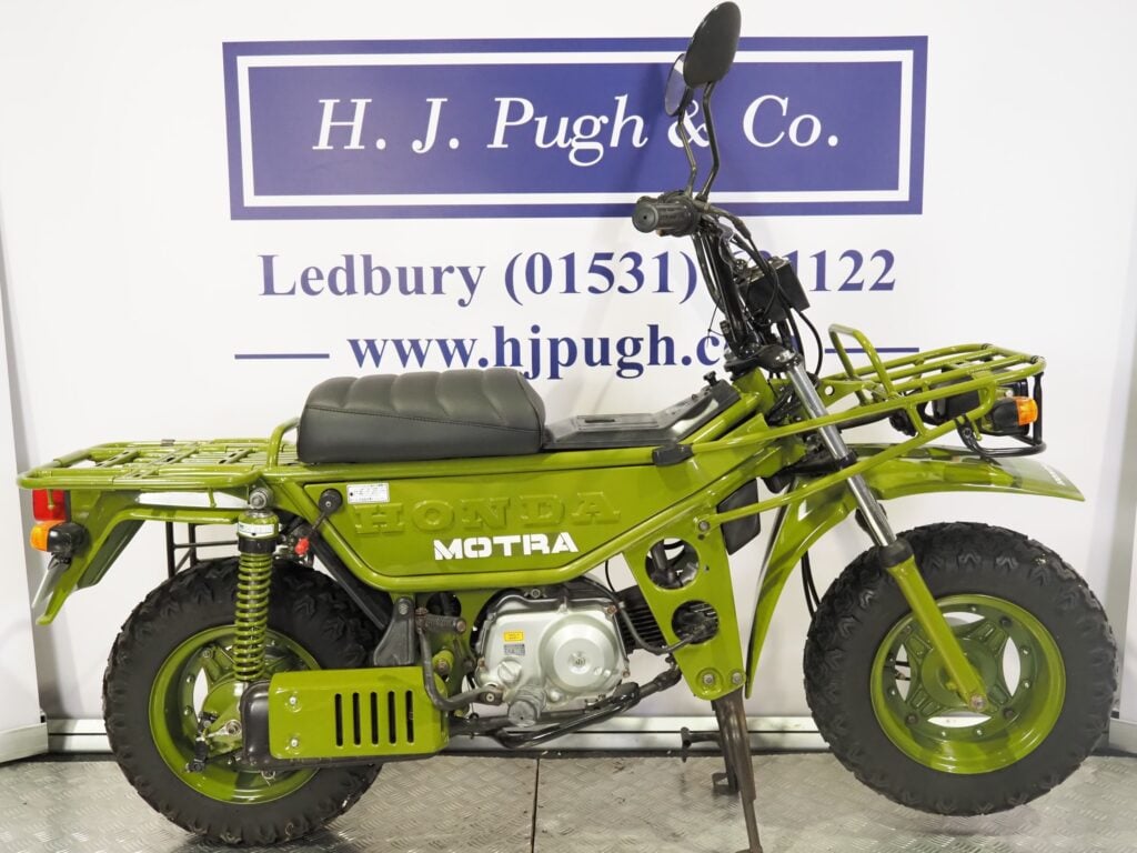 ce collectionneur a rempli son garage de honda pendant 50 ans ce qui s’est passé le jour de la vente aux enchères dépasse l’entendement 9