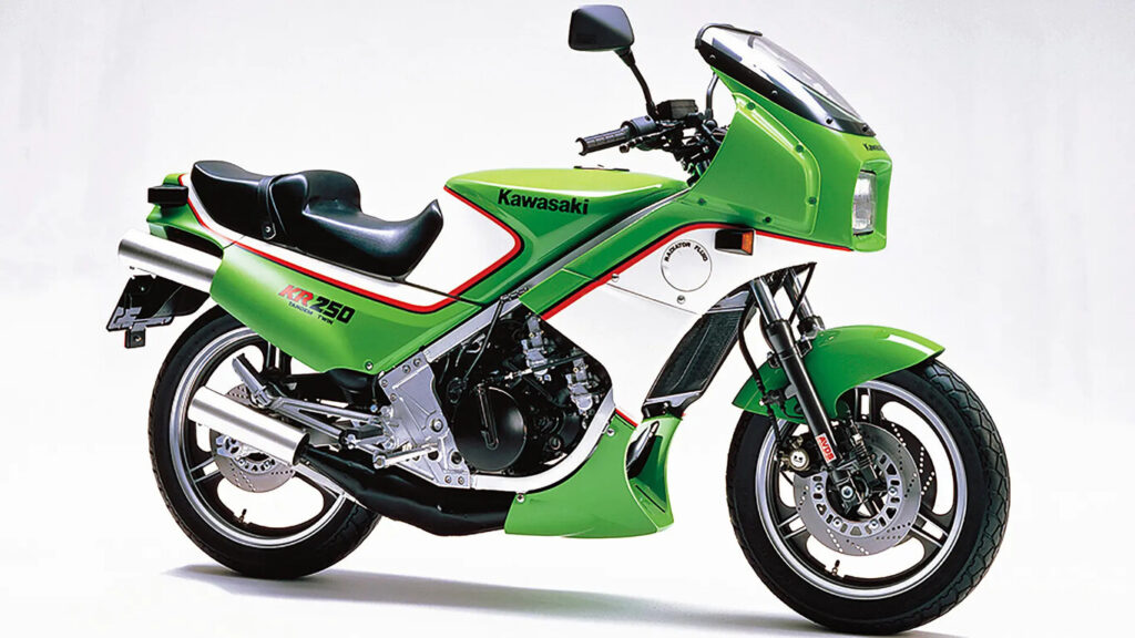 kawasaki a osé vendre une moto construite comme une championne du monde comment la kr 250 s’est transformée en l’un des plus gros fiascos de l’histoire 4