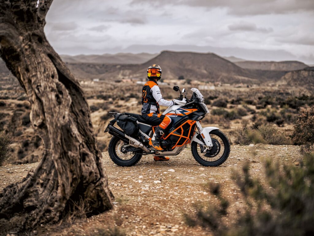 ktm vient de voler à bmw son cerveau des ventes pour une mission unique écraser les allemands sur le marché premium 1