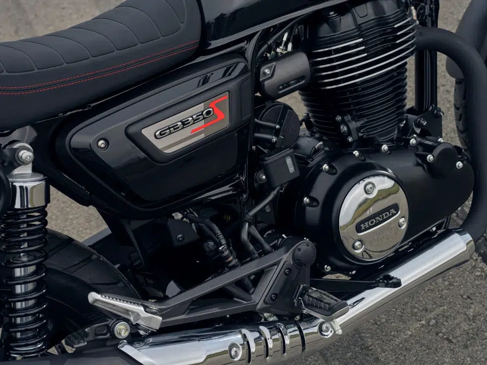 personne ne l’attendait là la honda gb350s explose les ventes en 2025, reprend son trône de moderne classique et relègue bsa et triumph à la figuration 7