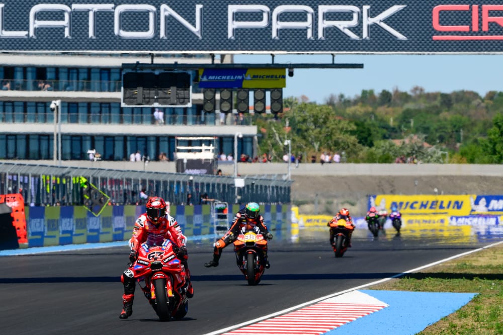 un ex pilote lâche une bombe marc márquez aurait imposé une ducati plus difficile pour piéger pecco bagnaia toute la saison 2