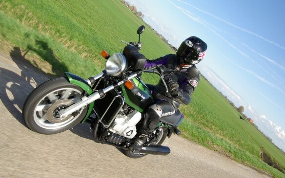 Plus rare qu’une Ferrari et plus audacieuse que BMW : cette superbike allemande à moteur Wankel, produite à 38 unités, s’arrache désormais en ventes aux enchères