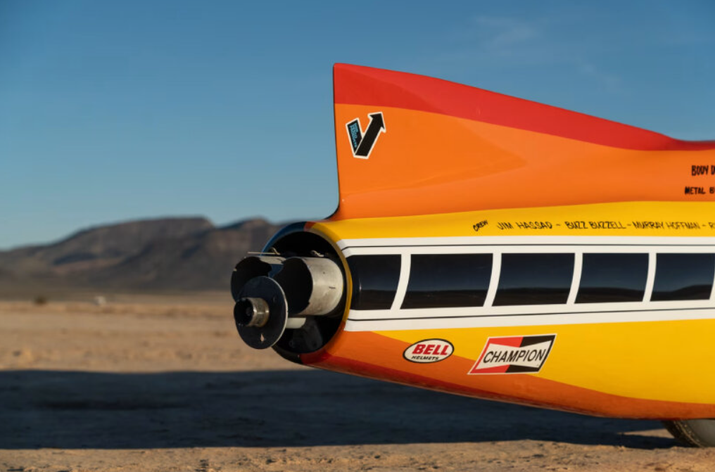 ce “submersible” à deux temps a pulvérisé la barre des 480 kmh en 1975 la silver bird et la lightning bolt, motos les plus folles de l’histoire, vont enfin changer de propriétaire 5