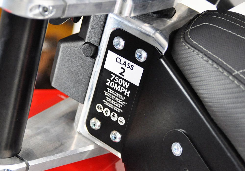 ces trikes électriques “inoffensifs” rappellent les engins bannis des années 80 mini rcr veut remettre à la mode les trois roues casse cou 10