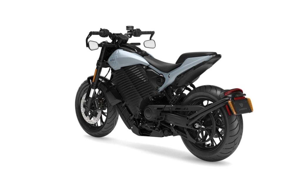 c’est peut être le meilleur plan de 2026 5 nakeds que personne n’attend (de l’apache rtr 310 à la livewire s2 alpinista) 16