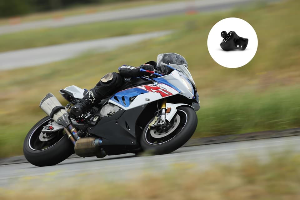 des milliers de motards deviennent sourds sans s’en rendre compte ce simple accessoire à 15 € pourrait sauver votre audition à 130 kmh 2