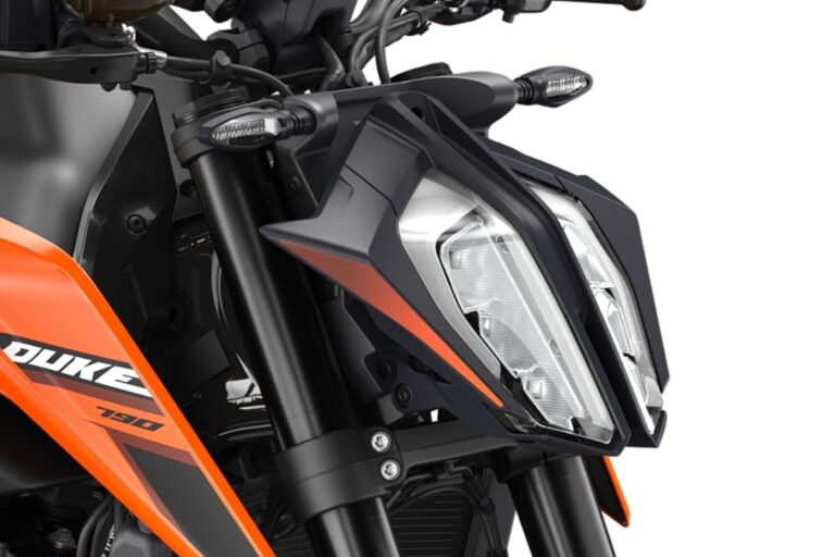 les premières images de la nouvelle ktm 790 duke 2026 viennent de fuiter ce que tous les motards doivent savoir sur son look agressif venu de chine