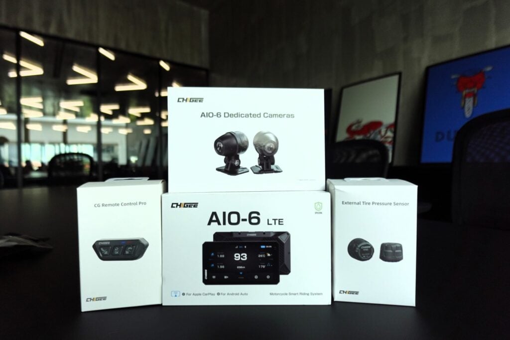 carplay, android auto, sos automatique, suivi 4g et gopro sur le même écran 6 pouces le chigee aio 6 arrive à 519 € et change ce qu'on peut mettre sur un guidon 4